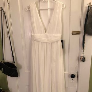 Lulu’s white maxi dress
